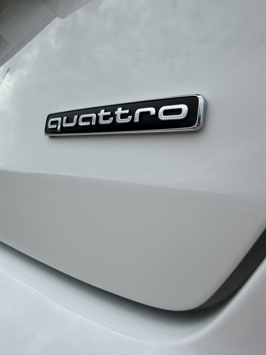 Audi A6 2019 VIN WAUD8AF24KN127510 фото оголошення 15 з 24