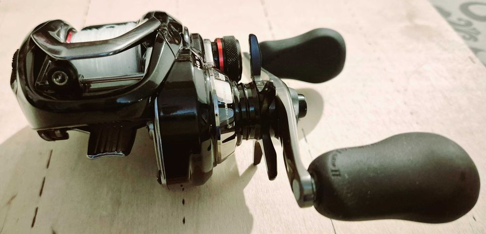 Z201 - Multiplikator Shimano Engetsu 101HG - lewa ręka - stan idealny