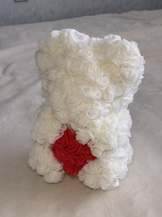 Подарунковий ведмедик з троянд, Rose Bear