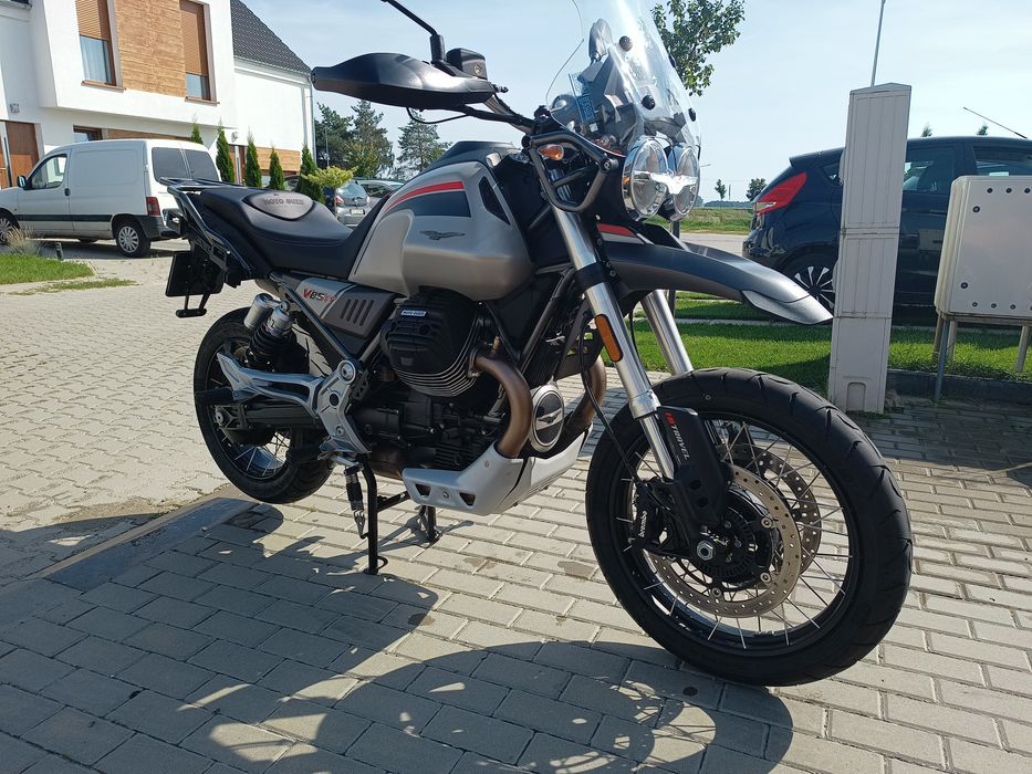 Moto guzzi v85TT salon PL
