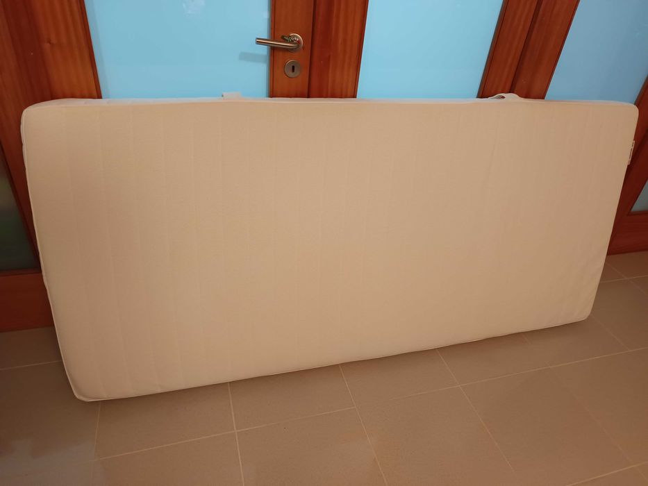 Colchão 90x200cm espuma+viscoelástico