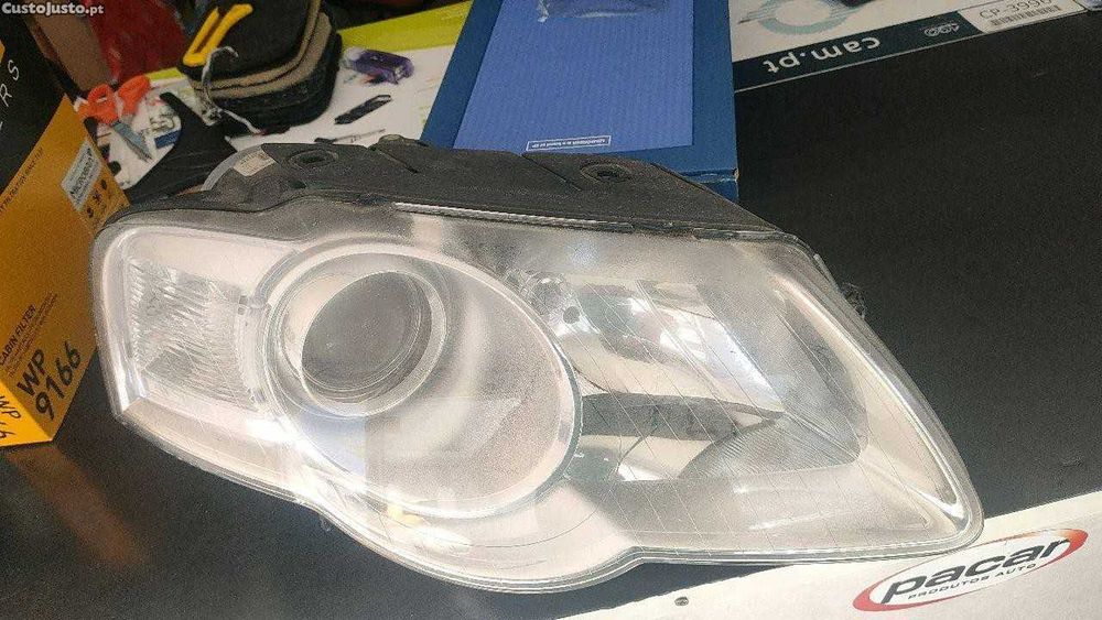 Farol DRT VW Passat 3C Ref 3C0.941.006AA