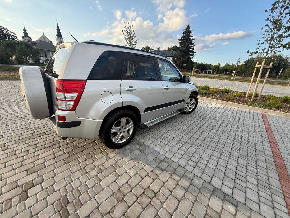 Suzuki Grand Vitara 2