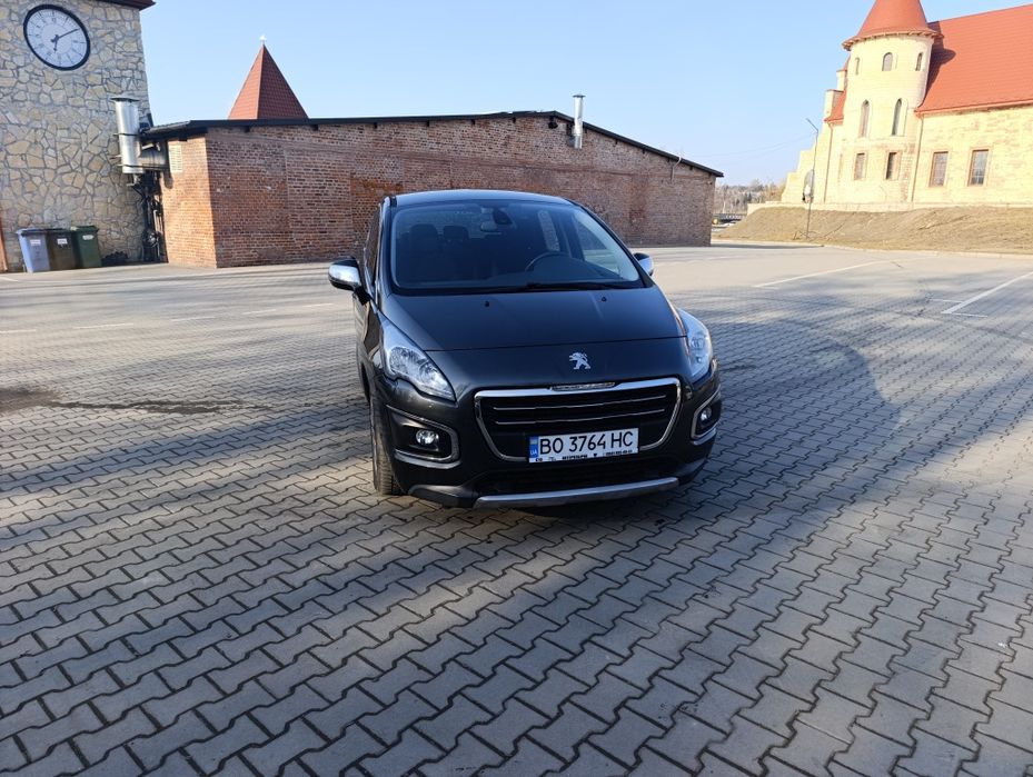 Пежо 3008. 1.6 Дизель 2014 рік