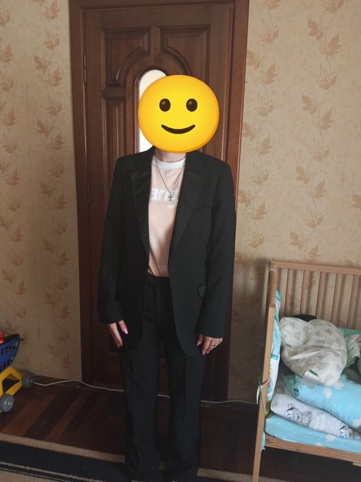 Брючний костюм жіночий