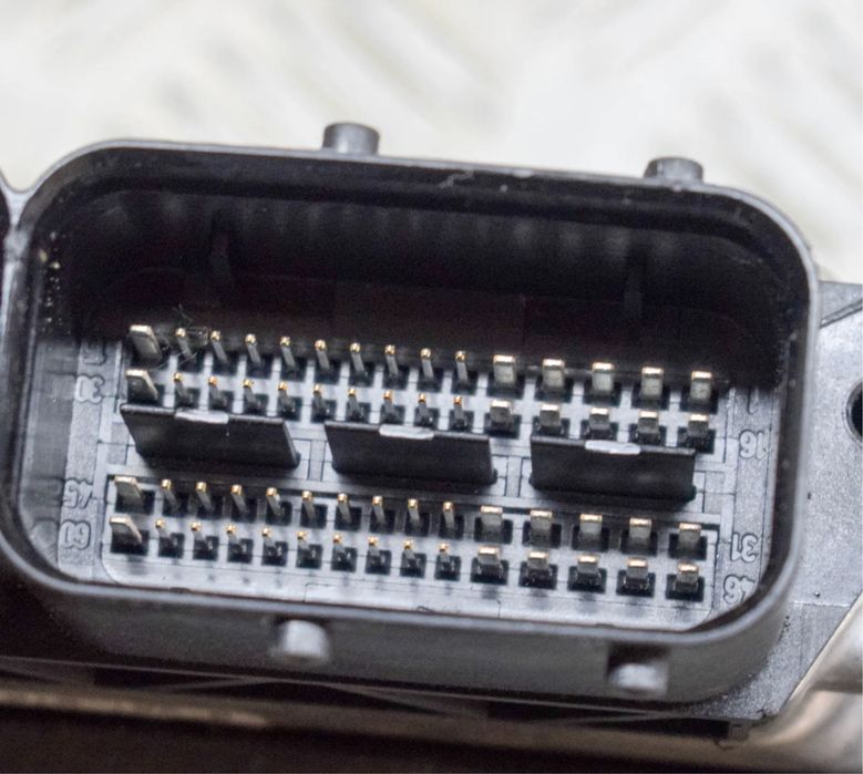 AUDI A5 Sportback ECU 03L906018JG 2.0 Diesel