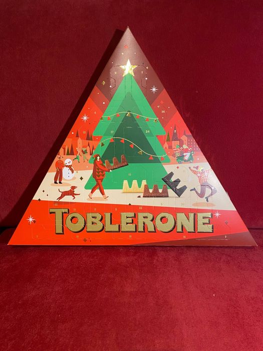 Солодкі адвент календарі від Kinder