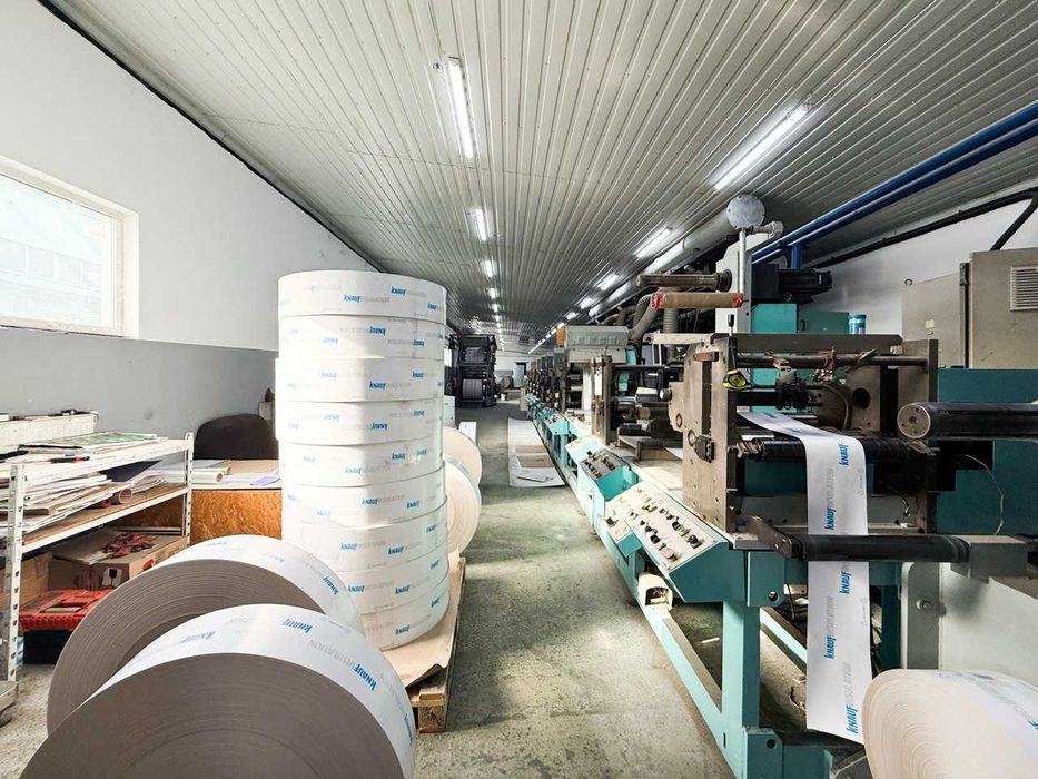 Продам виробничо-складське приміщення в м.Калуш з укриттям 983м2