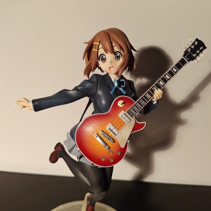 Anime figurka K-on! Yui Hirasawa Guitar 1/8 skala PVC Figure