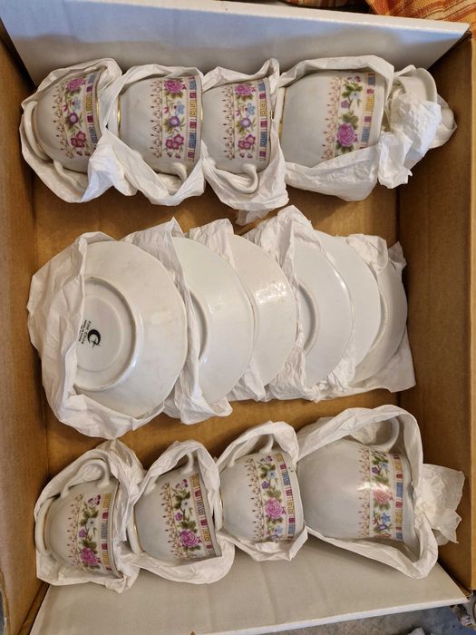 Conjunto de café em porcelana Fine china vintage