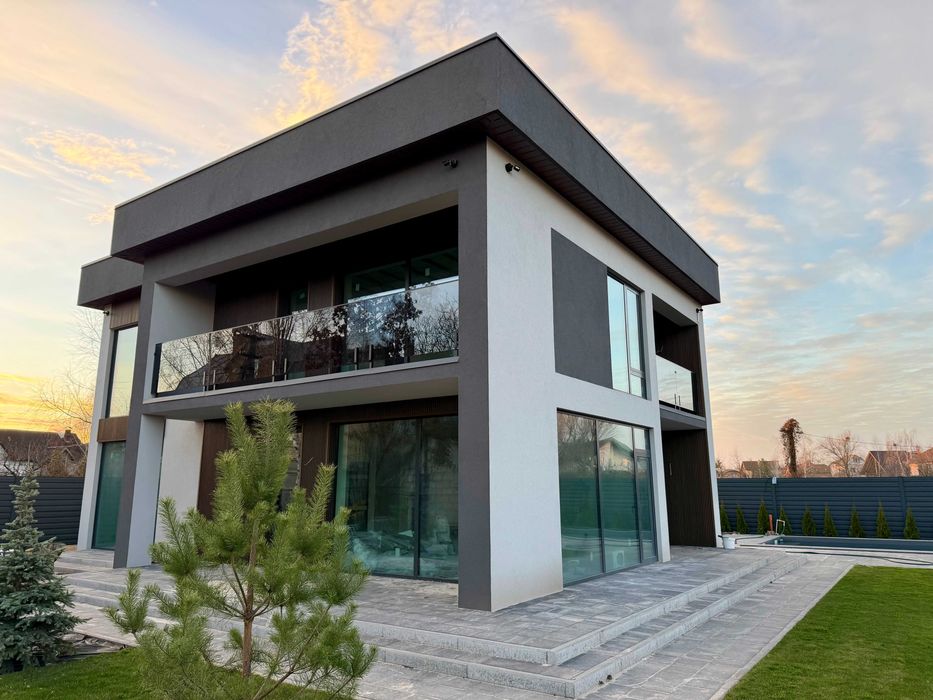 Продаж будинку свій вихід до озера Святище Осокорки 7км від метро