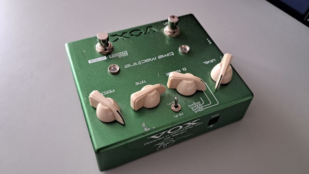 Delay Vox Time Machine Joe Satriani Japan 4,9(9) Słupsk • OLX.pl