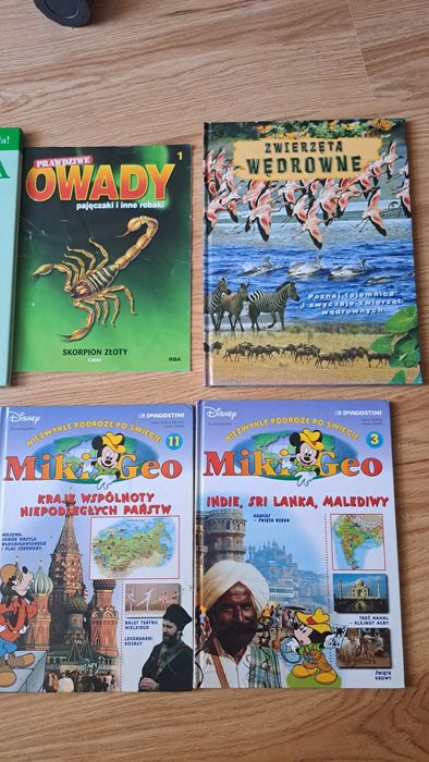 Książki edukacyjne- 8 szt. Twarda oprawa