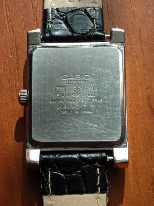 Продам наручний годинник casio