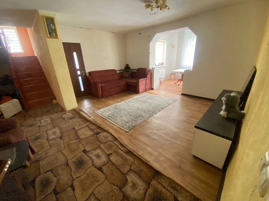 Продам будинок (від власника)