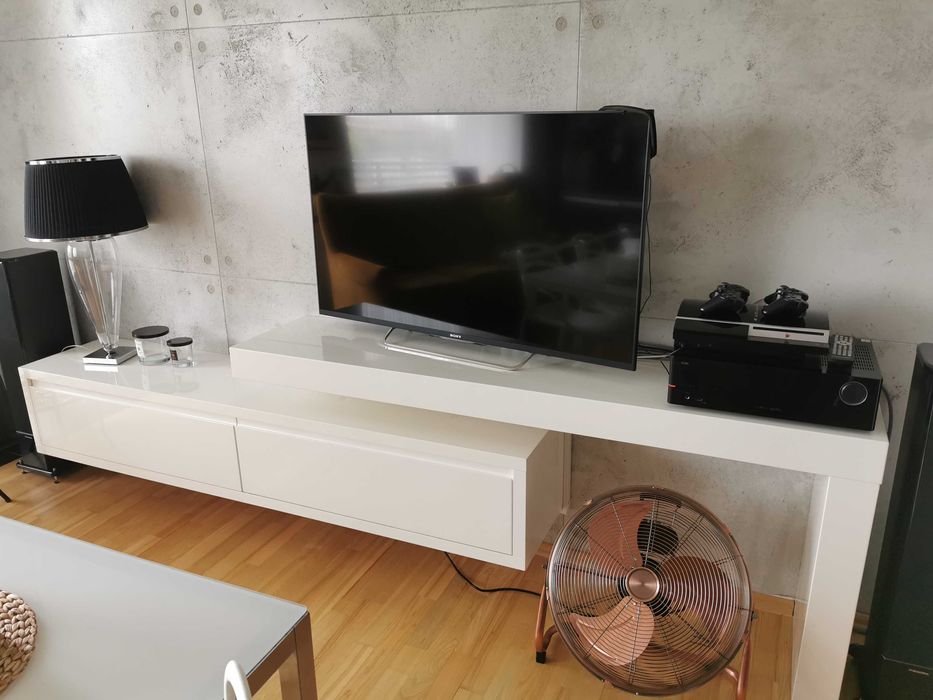 Szafka pod tv biała mdf lakierowany