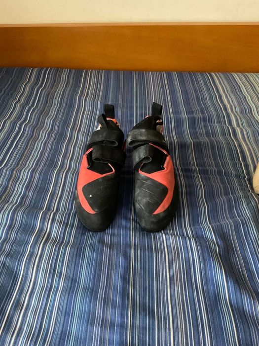 Pés de Gato Five Ten Dragon VCS