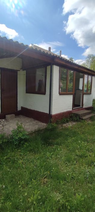 Доглянута садиба 20 км від міста.(ЖД станція,р. Десна)