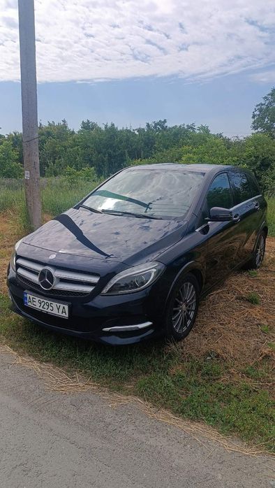 Продам електромобіль Mercedes Benz E250 electric 2017рік Європа!!!