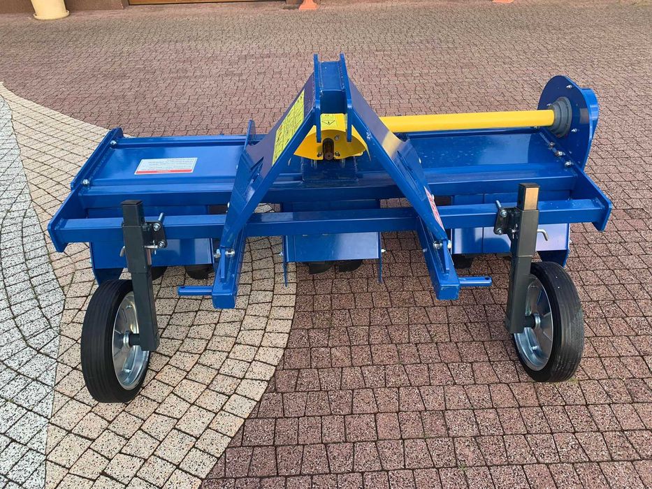 Glebogryzarka do truskawek GZ180T AD-ROL regulowana 3 sekcyjna rzędowa