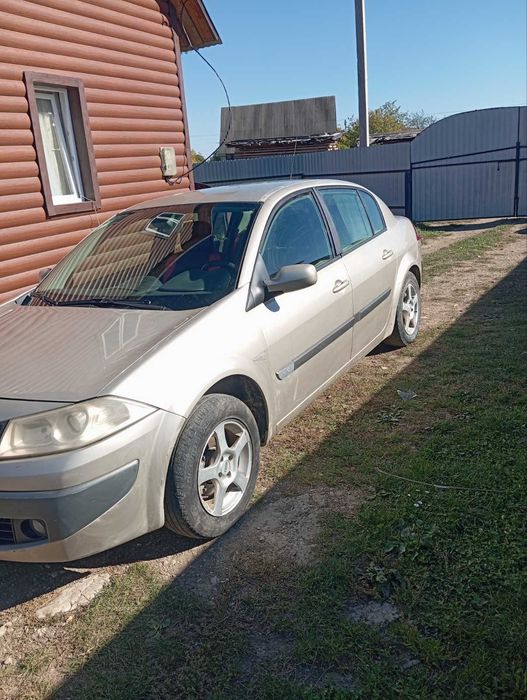 Продам економну машину