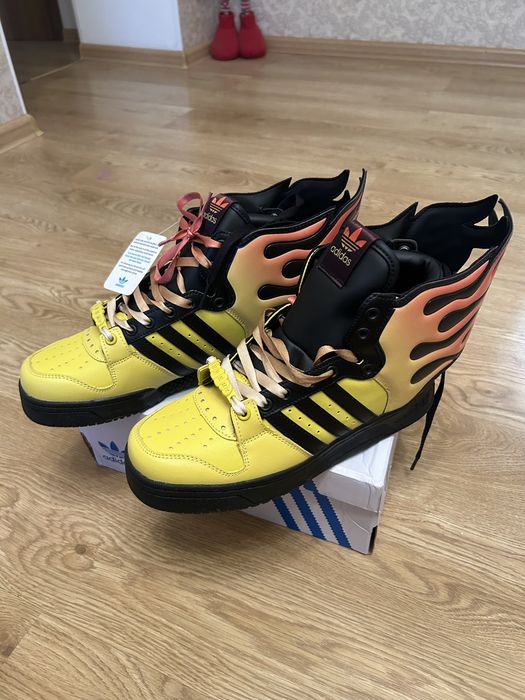 В наявності( маю ще різні моделі )  ! Кросівки jeremy scott adidas