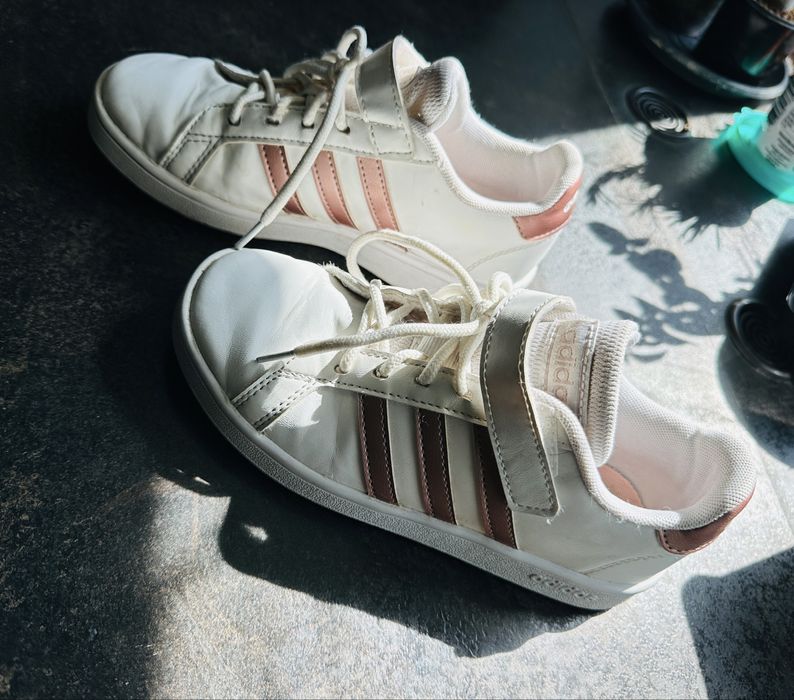 Кросівки для дівчинка Adidas