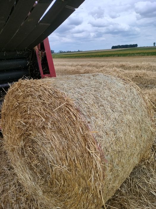 Prasa New Holland 640