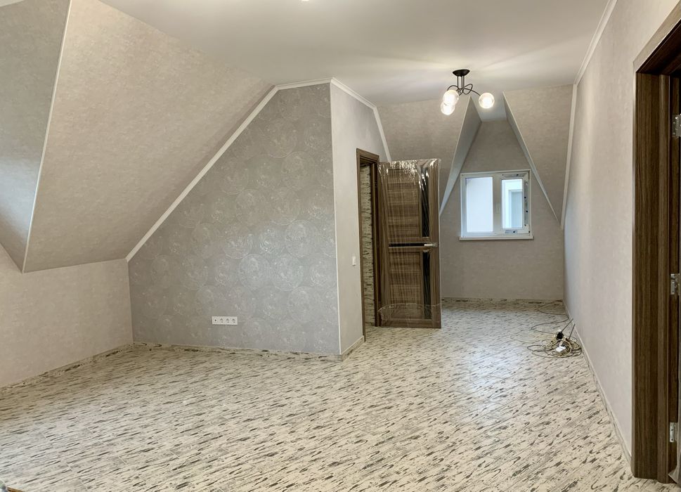 Продам особняк в с.Фурси