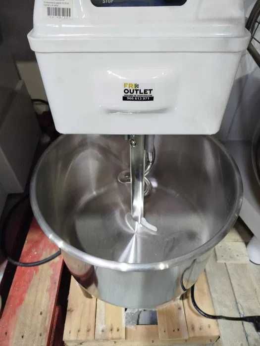 Amassadeira 30 litros - NOVA