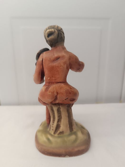 Figura Mulher a Tocar Violino. 17 cm