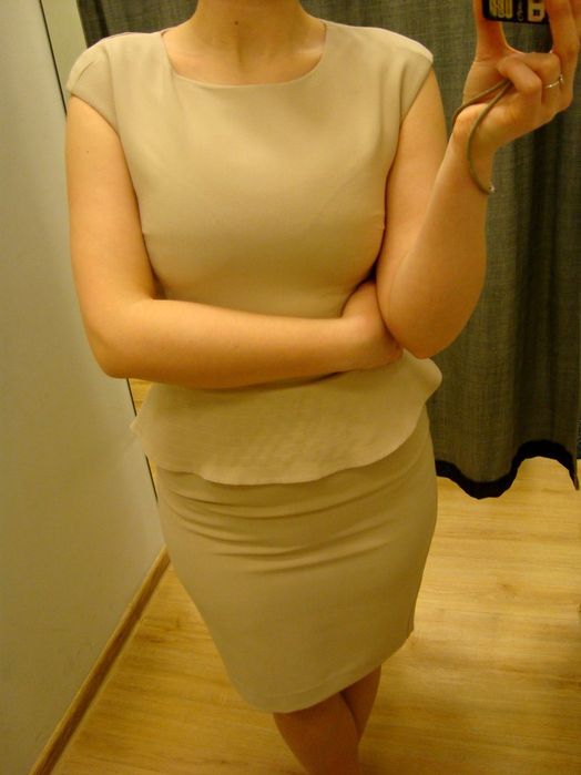 Beżowa Sukienka Baskinka XS Top Secret