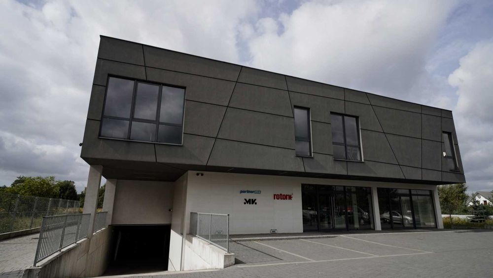 Lokal biurowy / usługowy na wynajem. 130 lub 180 m2. Gliwice, ul. Tarnogórska 241.