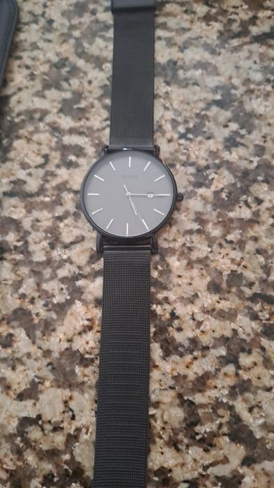 Relógios BUREI – Novos (3 modelos diferentes)

Vendo 3 relógios BUREI