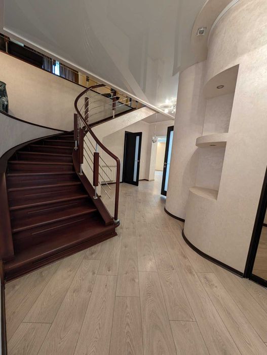 Продаж найдешевої 5 кімнатної квартири в новобудові у Хмельницькому