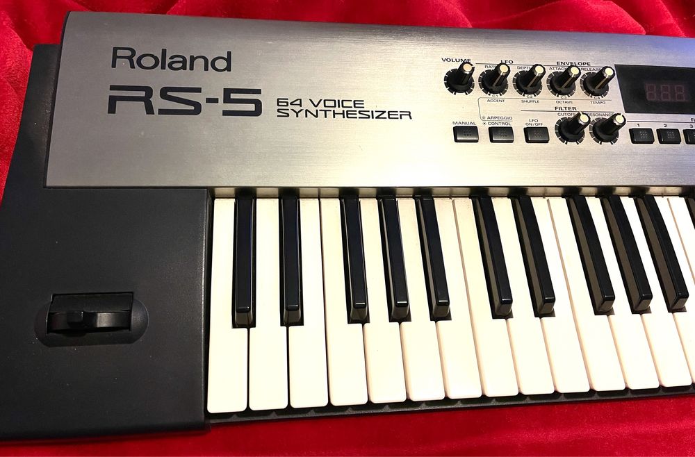 Roland RS-5 64 voice synthesizer São Martinho Do Bispo E Ribeira