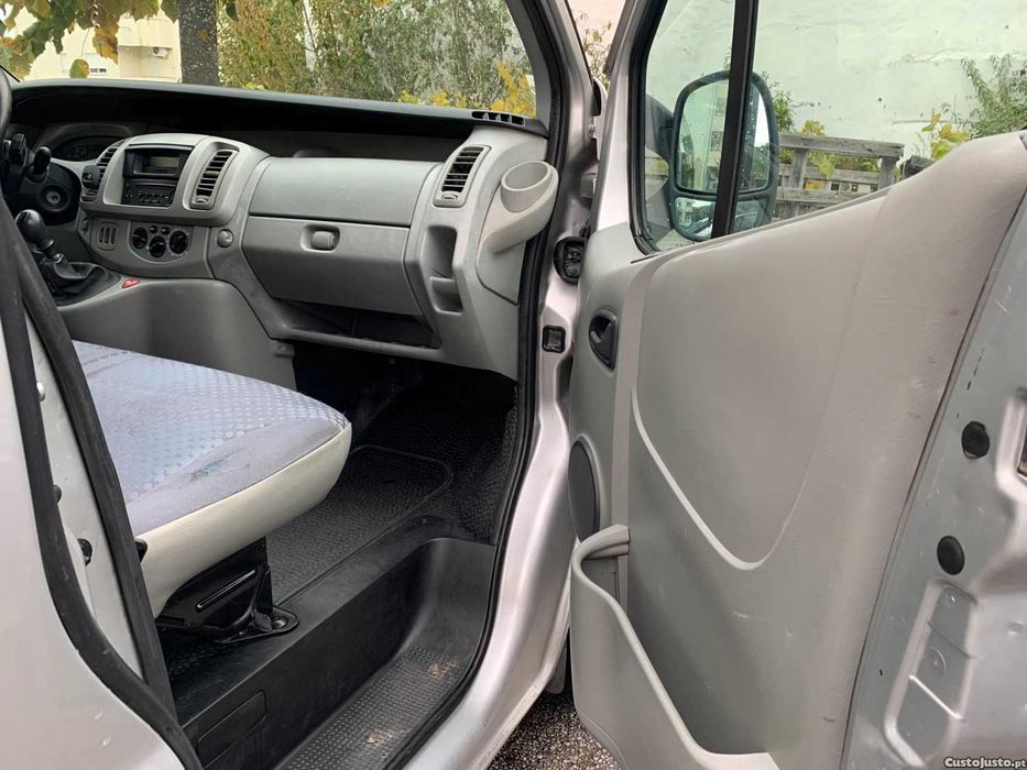 Renault Trafic  9 Lugares