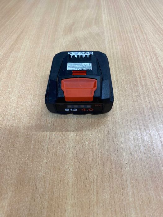 Akumulator Bateria HILTI B12 4.0Ah stan bardzo dobry