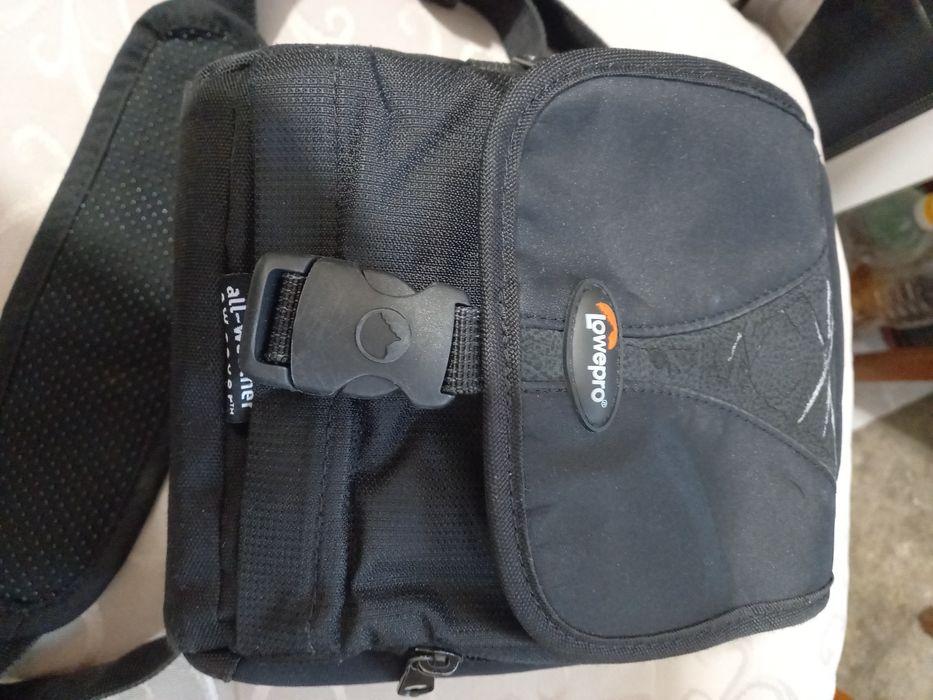Сумка Lowepro            .