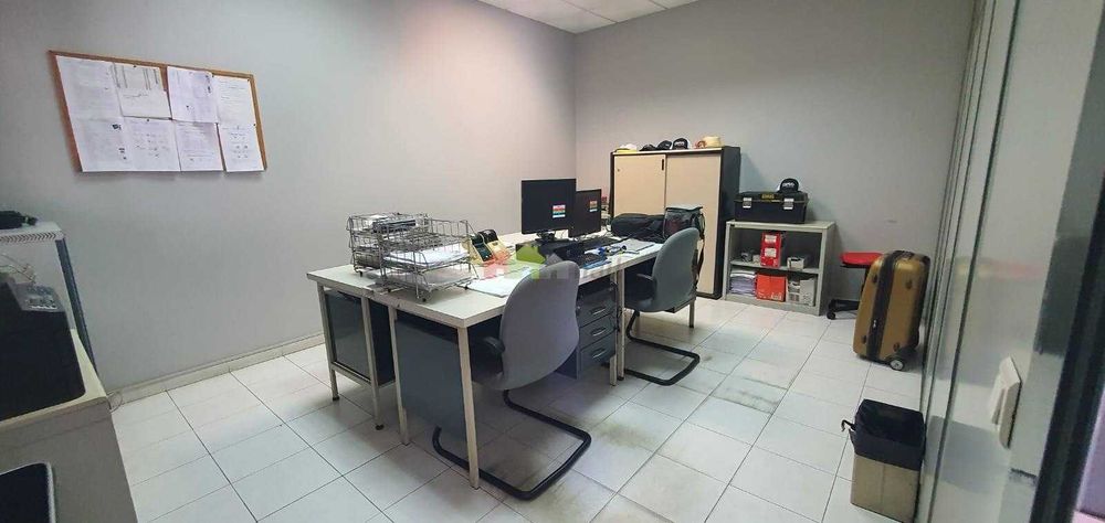 Escritório, Espaço Comercial ou Armazém polivalente no Montijo