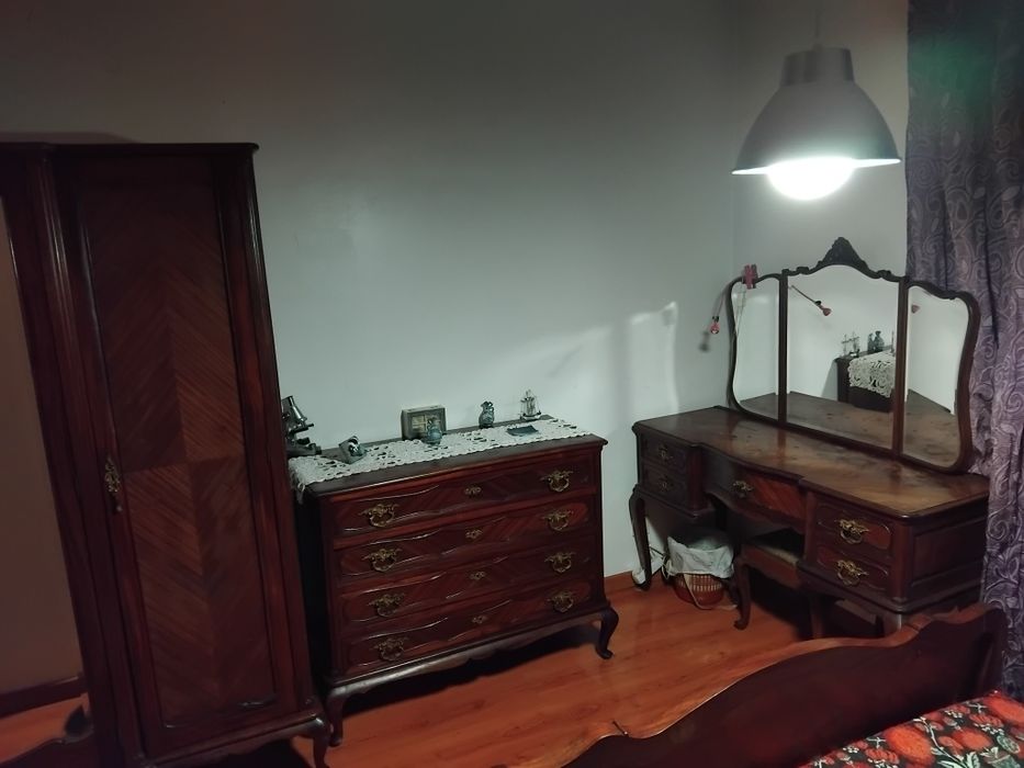 Alugo quarto , Bairro Norton de  Matos