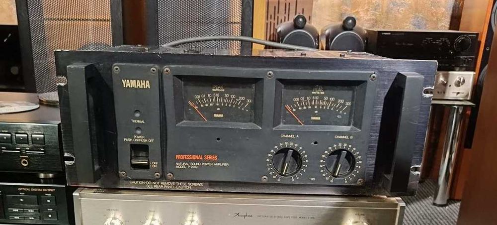 Yamaha P-2200 підсилювач потужності чистокровний Japan 120v