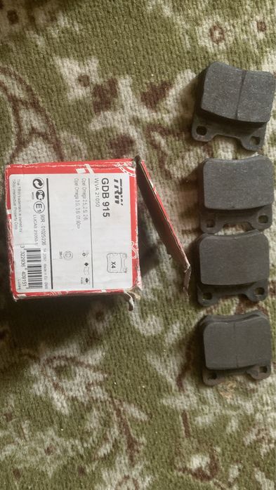 Продам гальмівні колодки