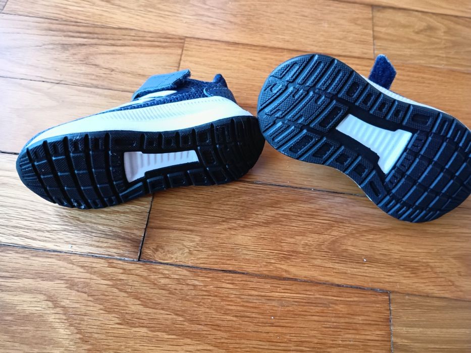 Sapatilhas tamanho 19 Adidas