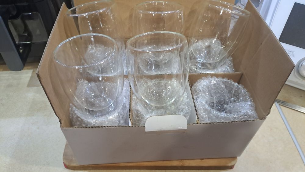 Szklanki termiczne do kawy herbaty 350 ml,  11 szt.