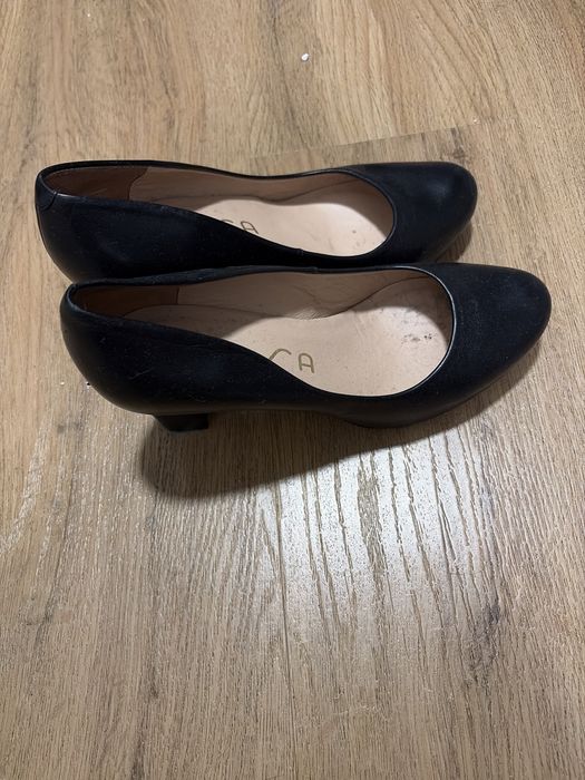 Buty na obcasie