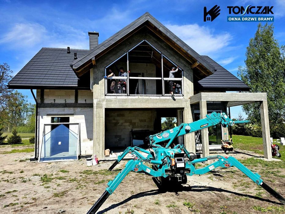 Okna, bramy, drzwi, parapety, panele. Sprzedaż i montaż