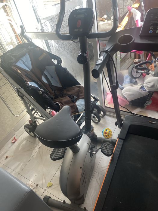 Passadeira eletrica ergometrica e bicicleta ergometrica