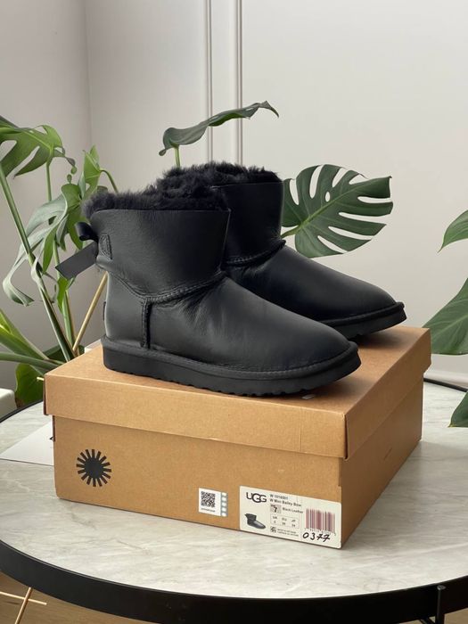 Уггі UGG Bailey Bow Mini Leather (36-40)