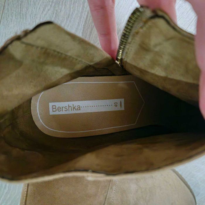 Ботильйони Bershka на каблуку